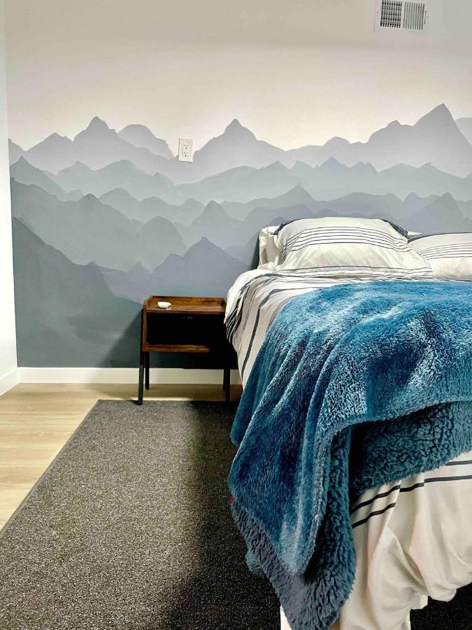 Updated Mountain Cabin Retreat With 180 Views Off Deck And Balcony Running Springs 外观 照片